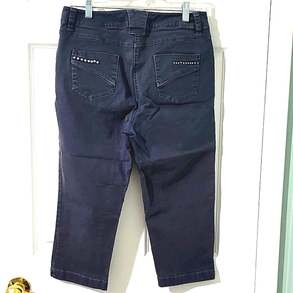 Modea Collection Women's Denim Crop Studded Jeans Size 38 - Picture 2 of 11